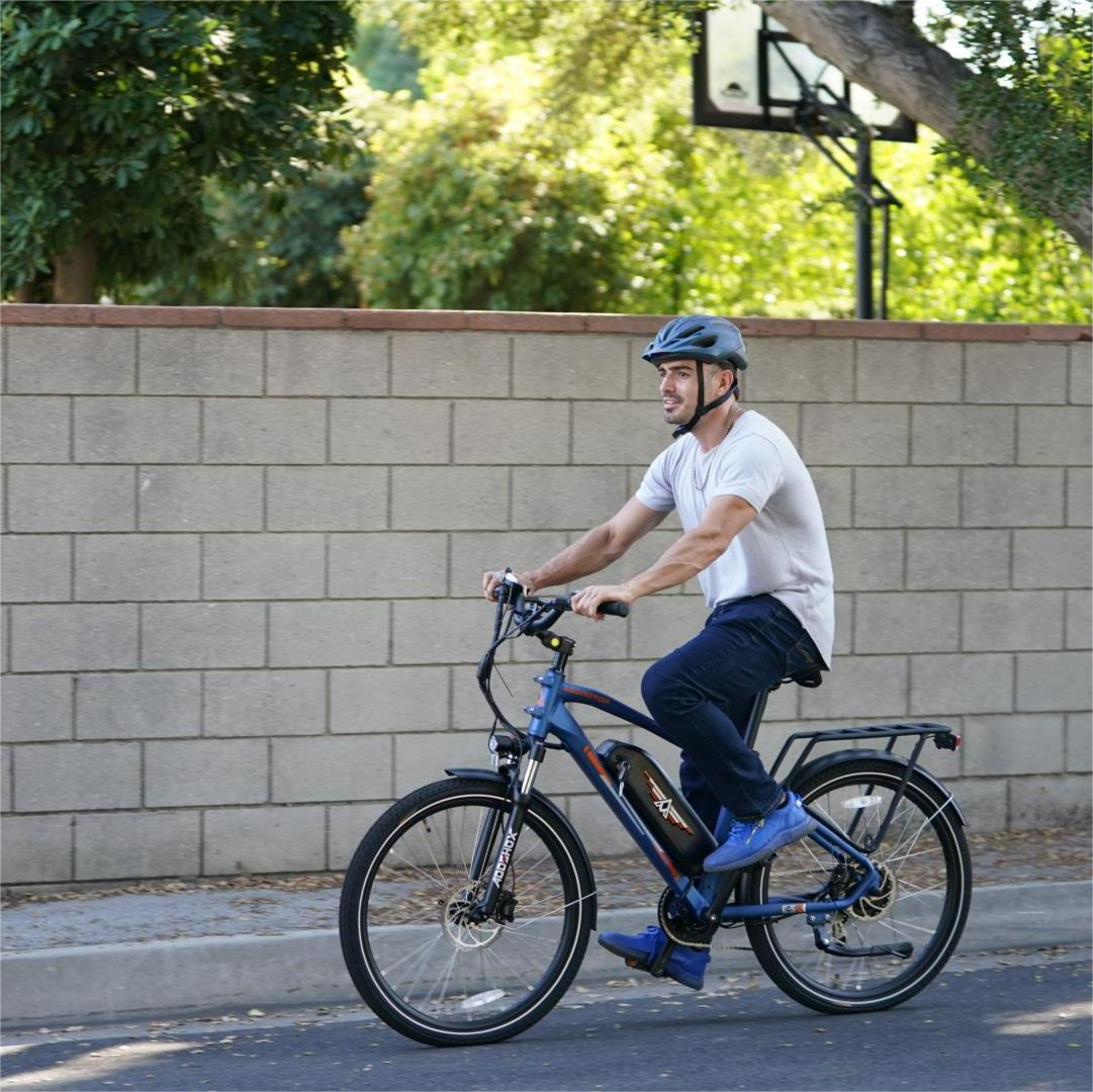 Benefits of Using a Commuter Electric Bike