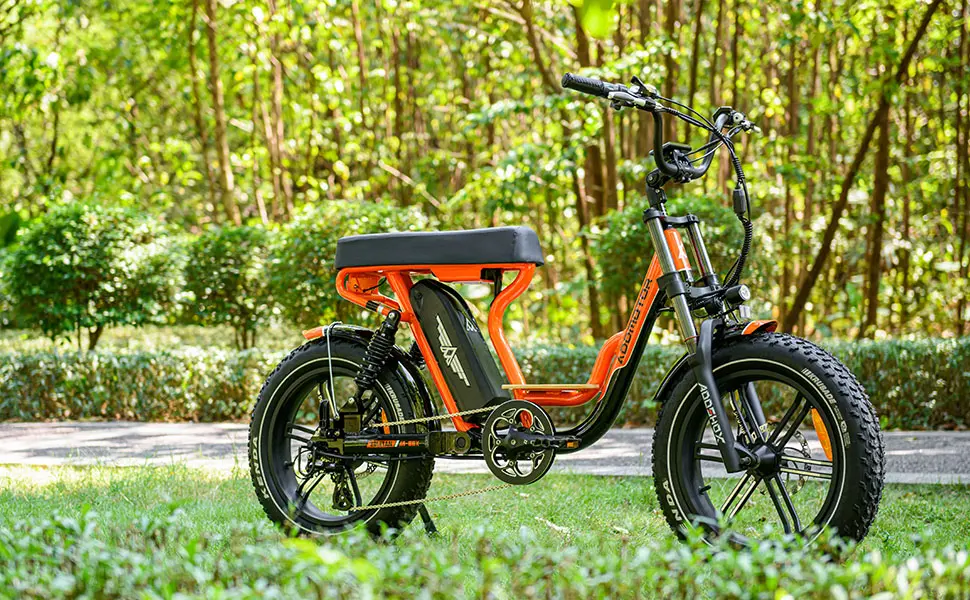 SOLETAN M-66X Moped-Style Electric Bike In Orange