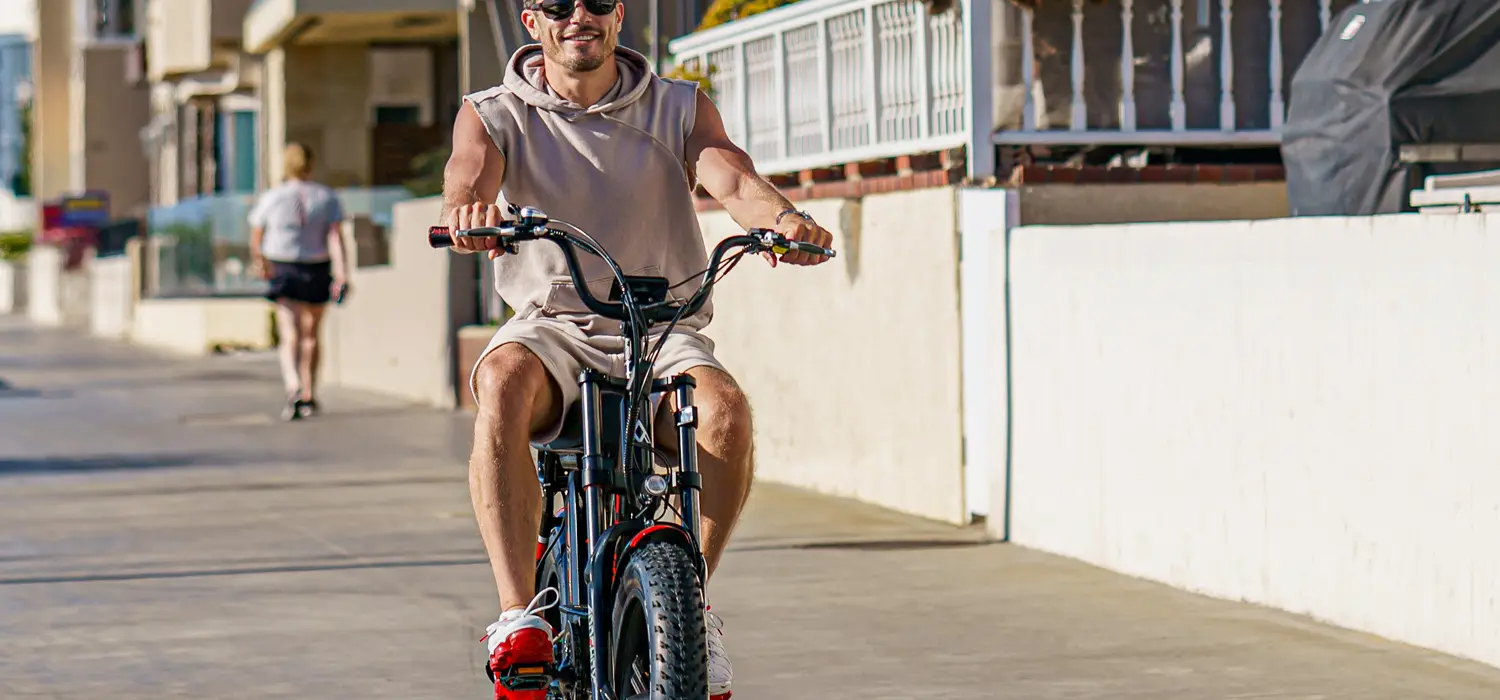 Cruiser M-66 R7 adult electric bikes