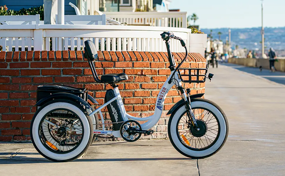 Grandtan M-340 Electric Fat Tire Trike In White