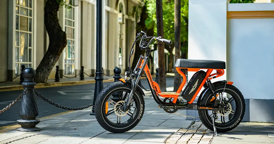 SOLETAN M-66X Moped-Style Electric Bike In Orange