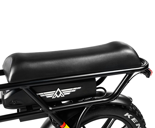cruiser chopptan m70 banana seat