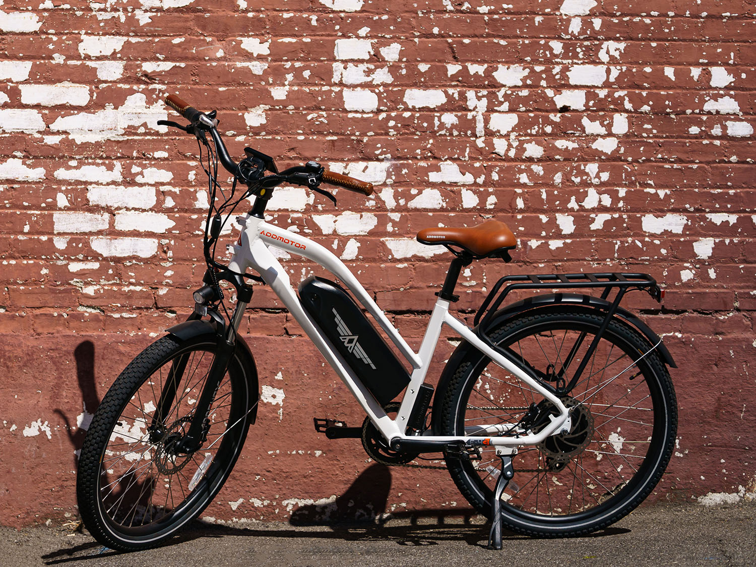 Citypro E-43 electric cmmuter bike Pearl White