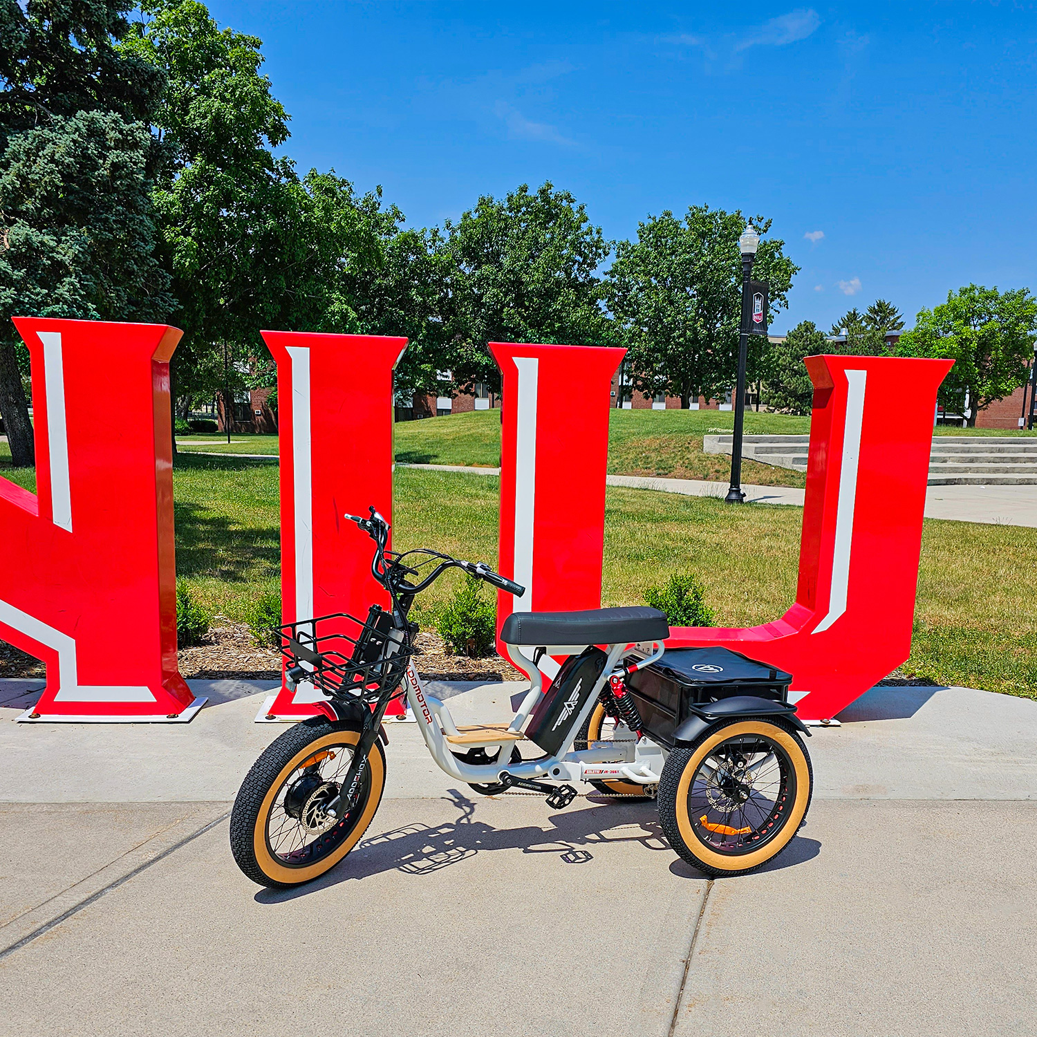 Addmotor CITYTRI Electric Trikes vs. Lectric XP Trike