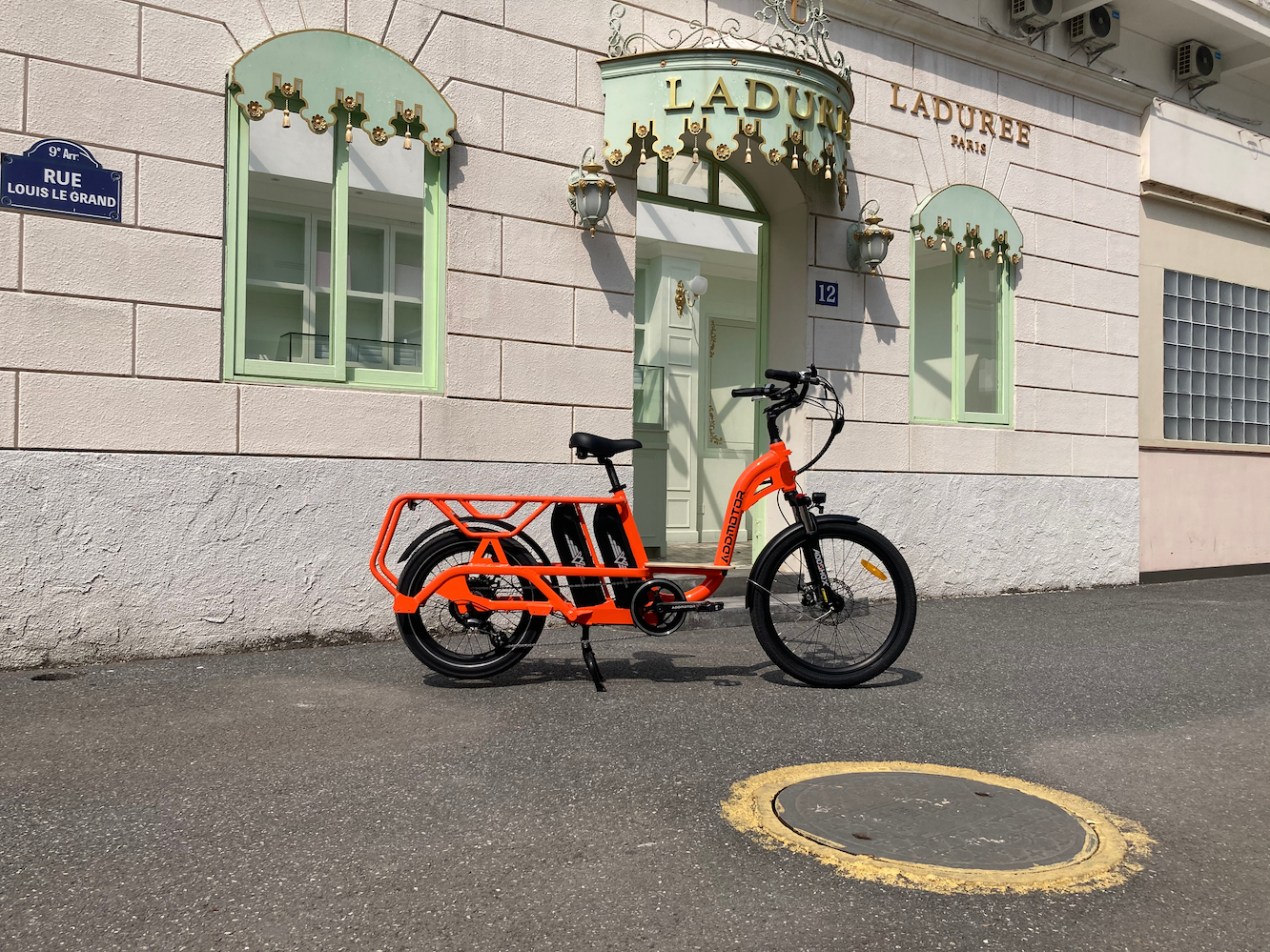 dual battery electric cargo bike