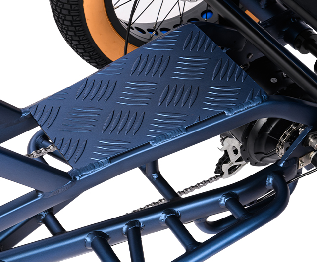 Addmotor GREATTAN L Etrike Rear Footrest Board & Footpegs detail view