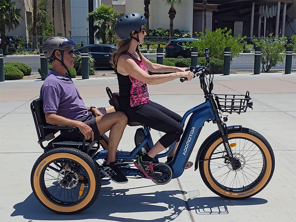 Greattan L electric trike with passenger seat