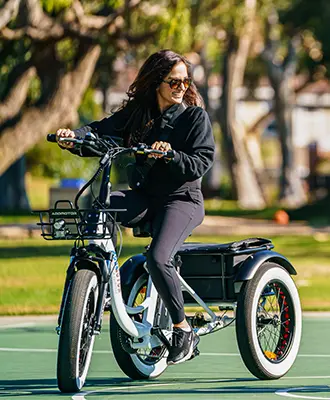 Triketan M-330 etrike with woman