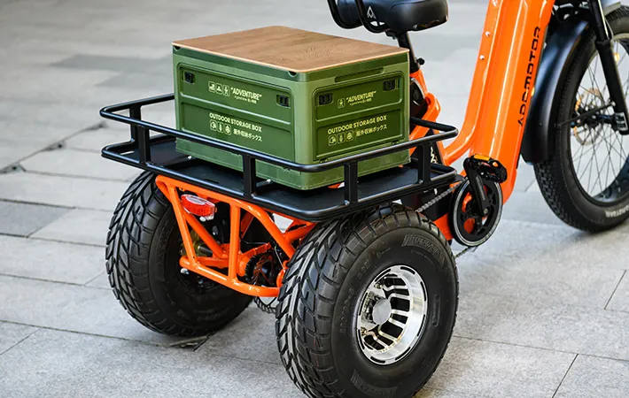 robust rear cargo platform
