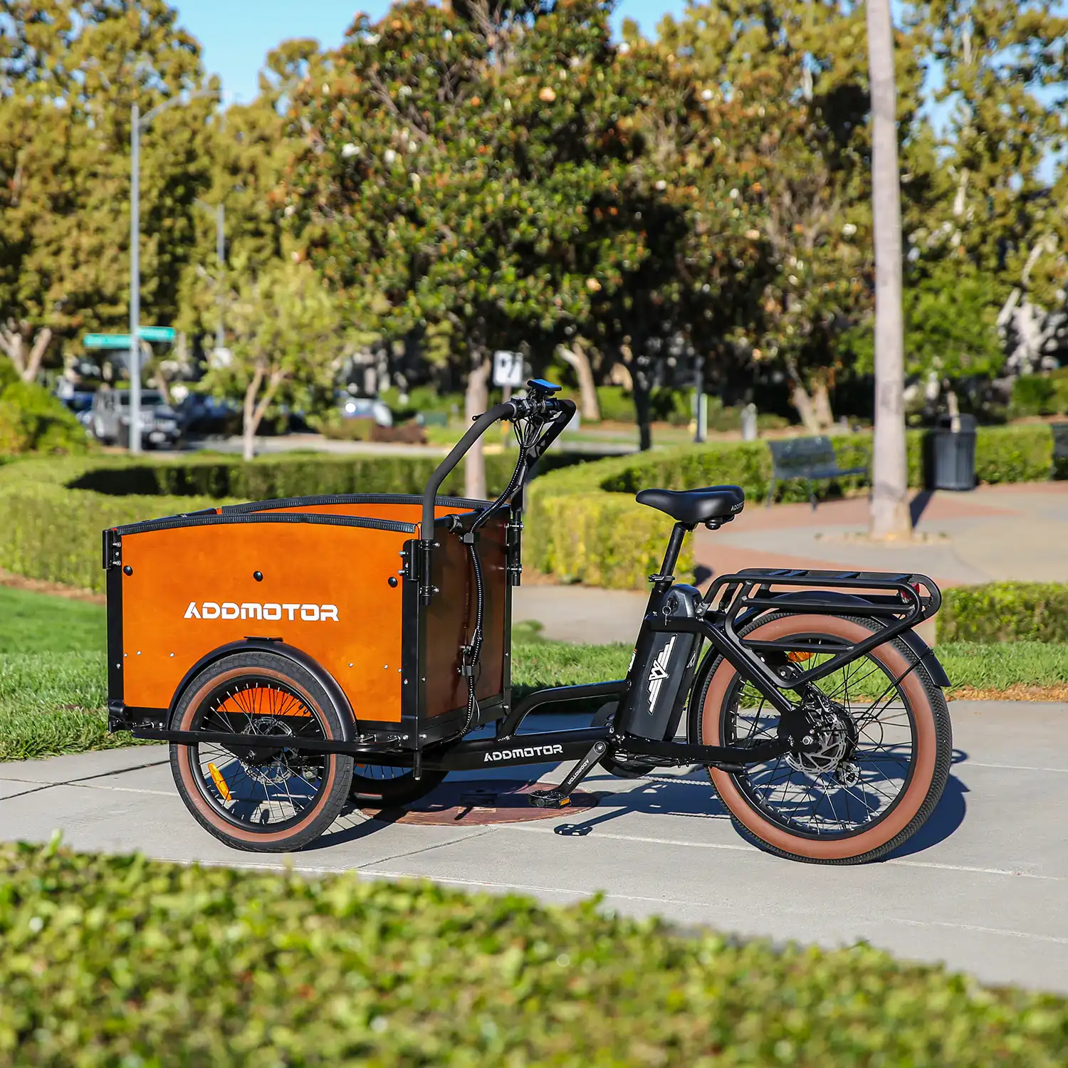 Addmotor E-325 trike on the street