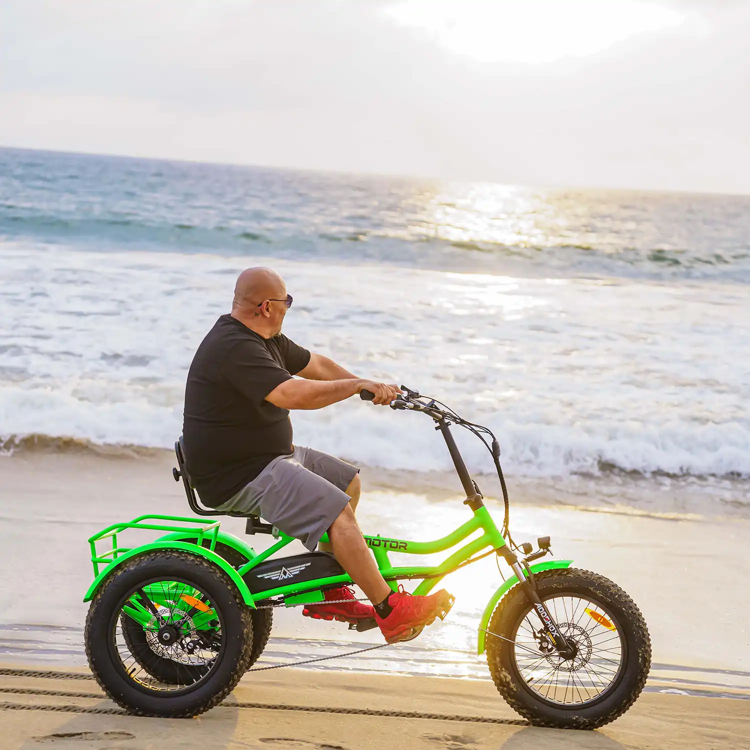 A man is riding Addmotor Arisetan Semi-recumbent etrike